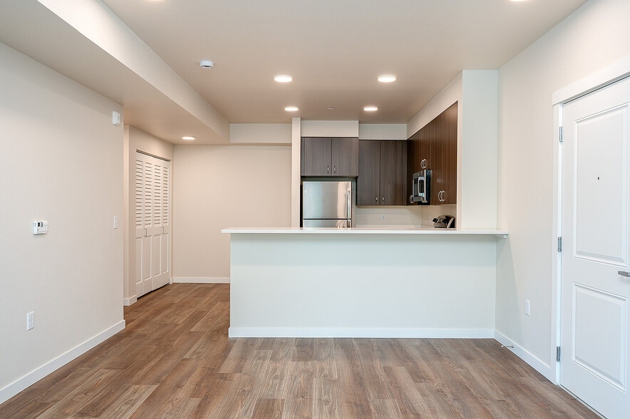 Unit B107 Web Ready-4 - Creekside Meadows