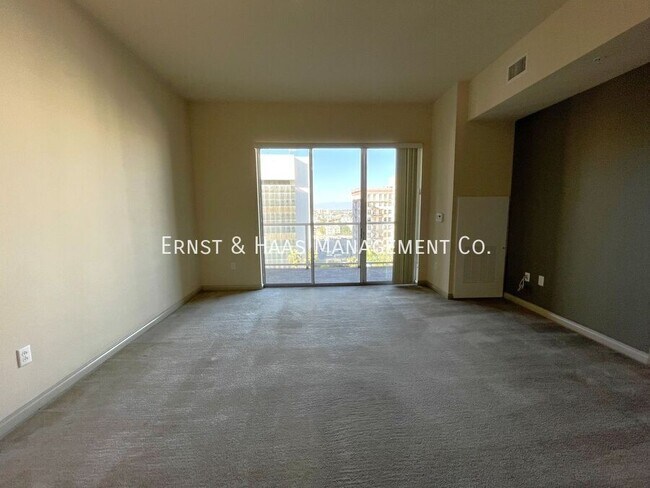 Building Photo - 488 E Ocean Blvd