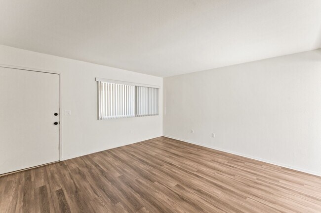 Building Photo - 17972 Baron Cir