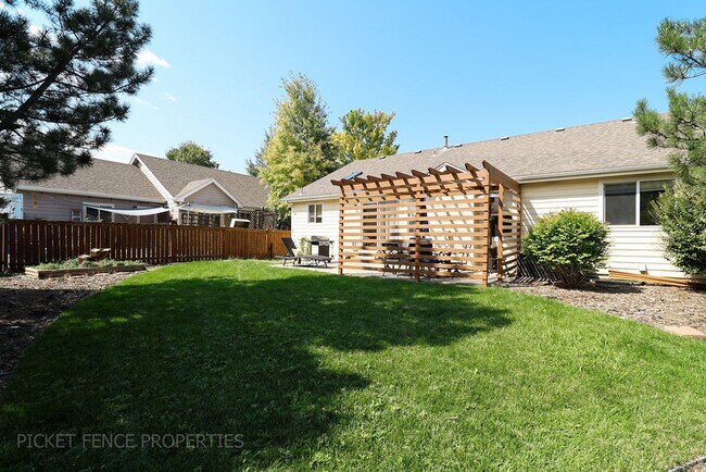 Building Photo - 5 Bedroom, Beautiful Home in Loveland!