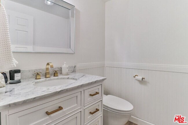 Building Photo - 4204 Flintlock Ln