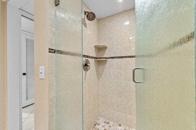 Building Photo - 344 Piedmont Trail