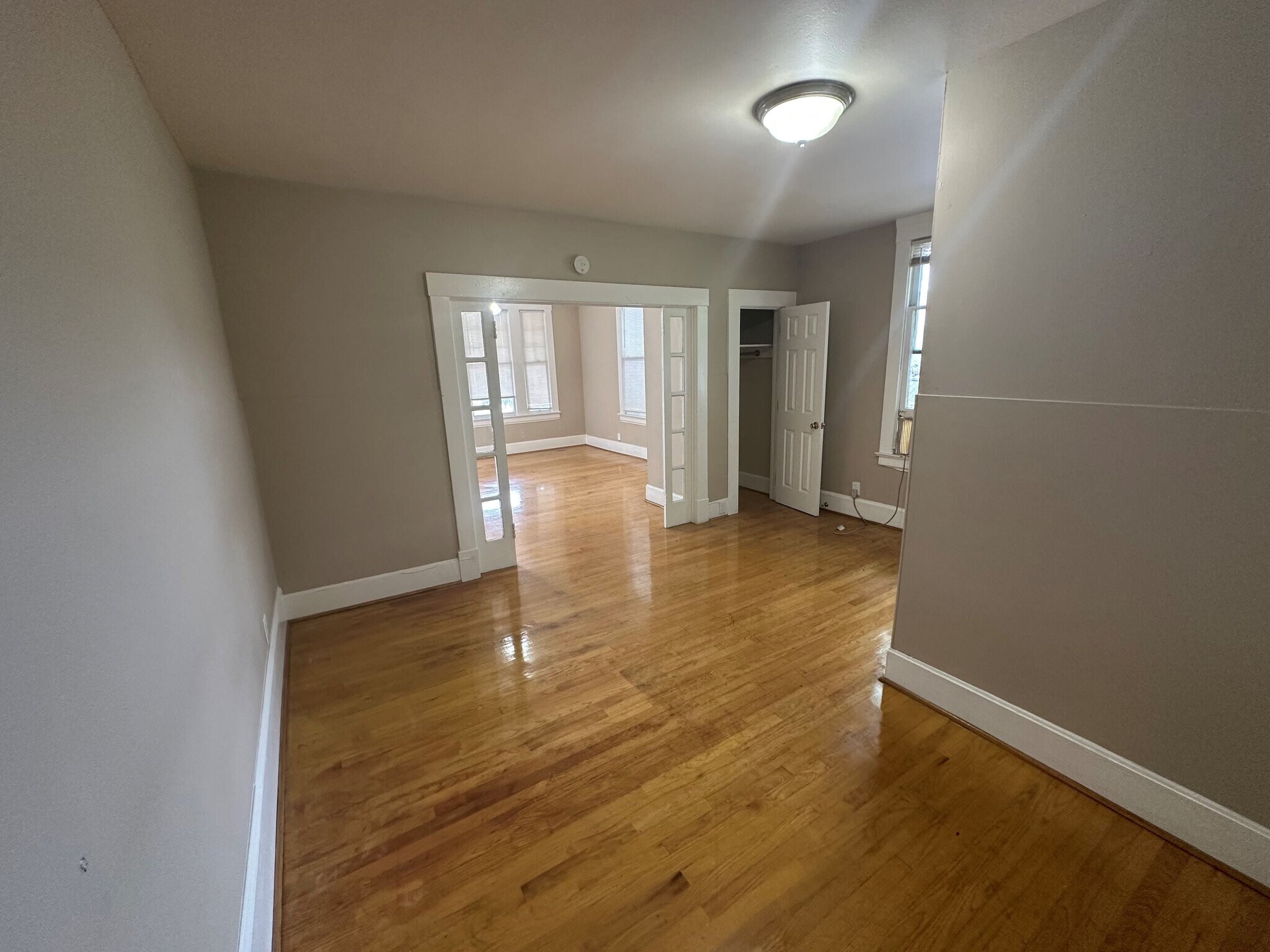 Building Photo - 851 Broxton St