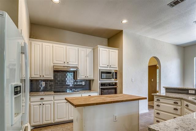 Building Photo - 318 Hampton Ct