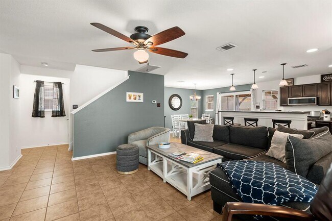 Building Photo - 1051 Dorn