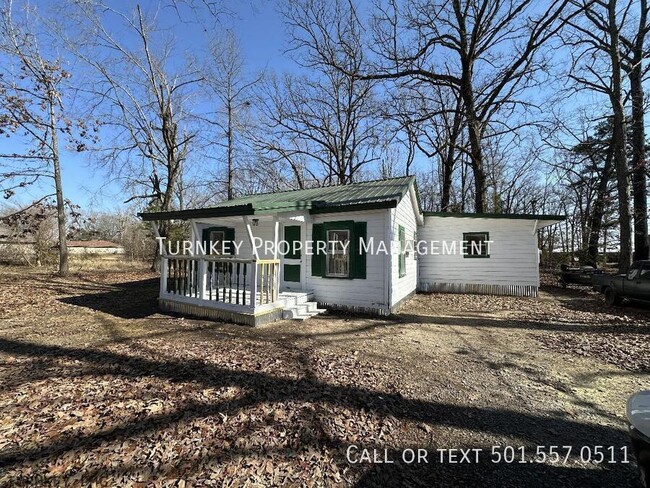 Building Photo - Cozy Home in White Hall