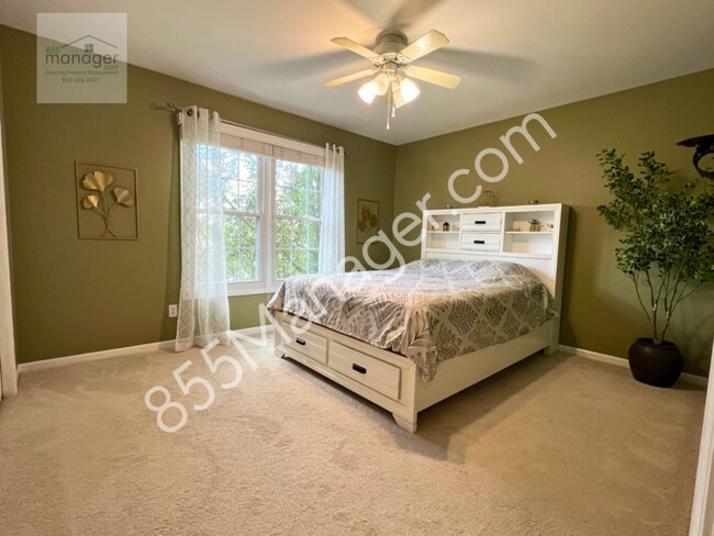 Building Photo - Spacious 4BR Home in Lake Orion Schools – ...