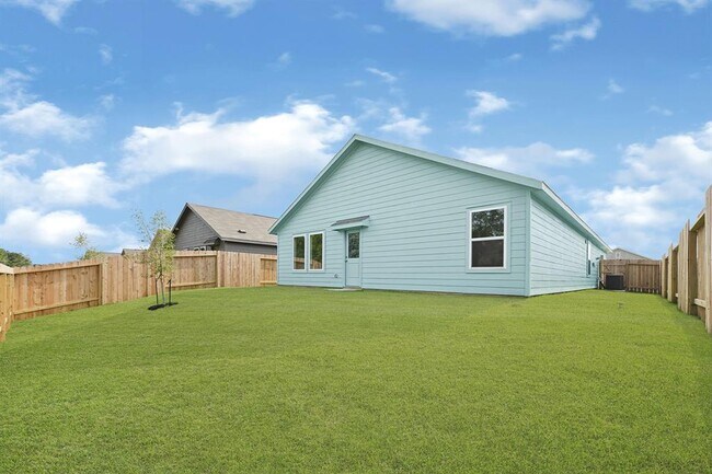 Building Photo - 25664 Rose Creek Dr
