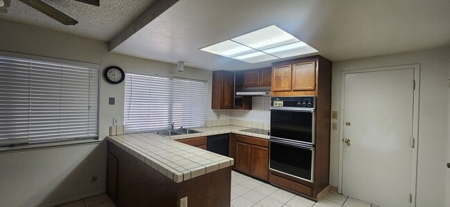Building Photo - 3 Bedroom 2 Bathroom Home in Greenhaven