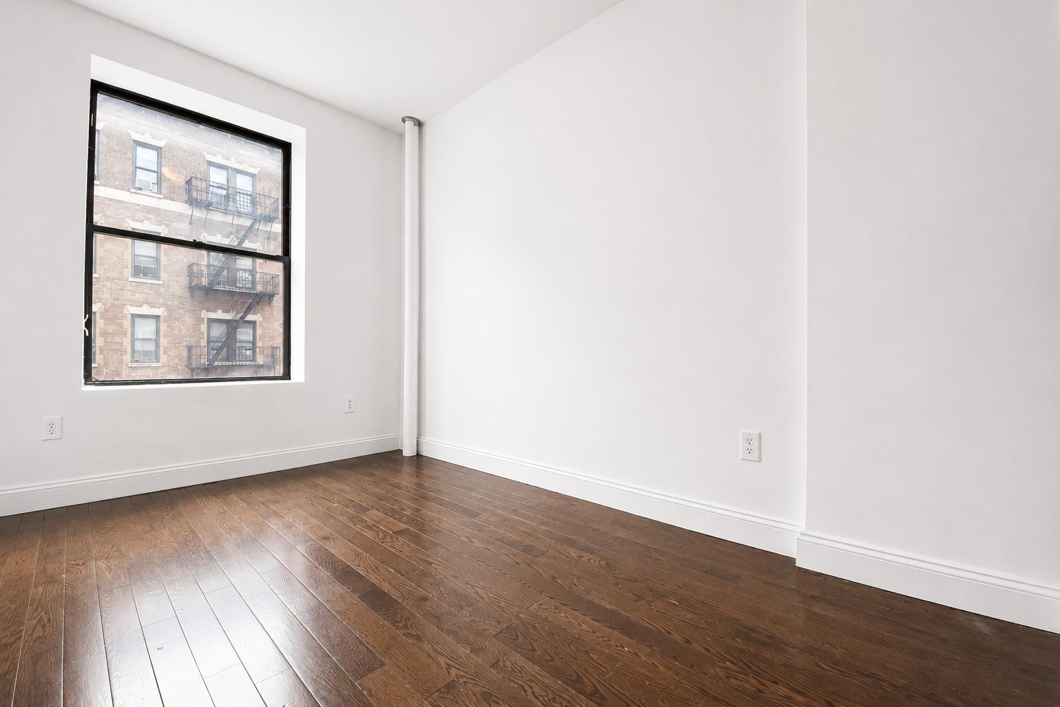 Building Photo - 529 W 151st St