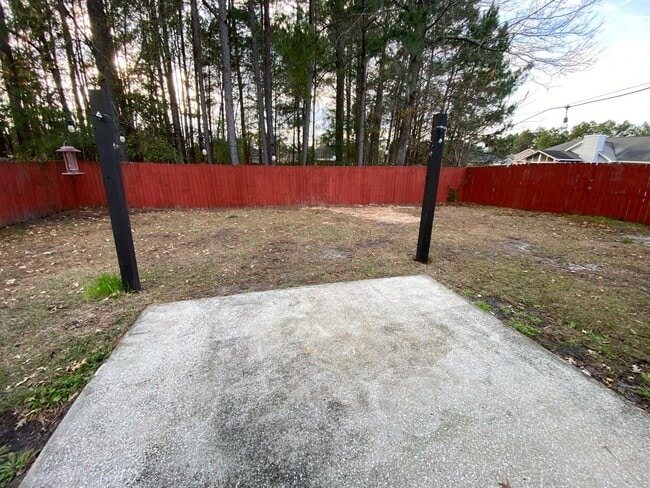 Building Photo - 3 bedroom 2 bath house in Berwick