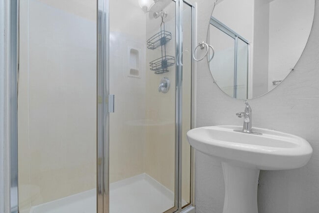 Building Photo - 19676 N Locke Ct