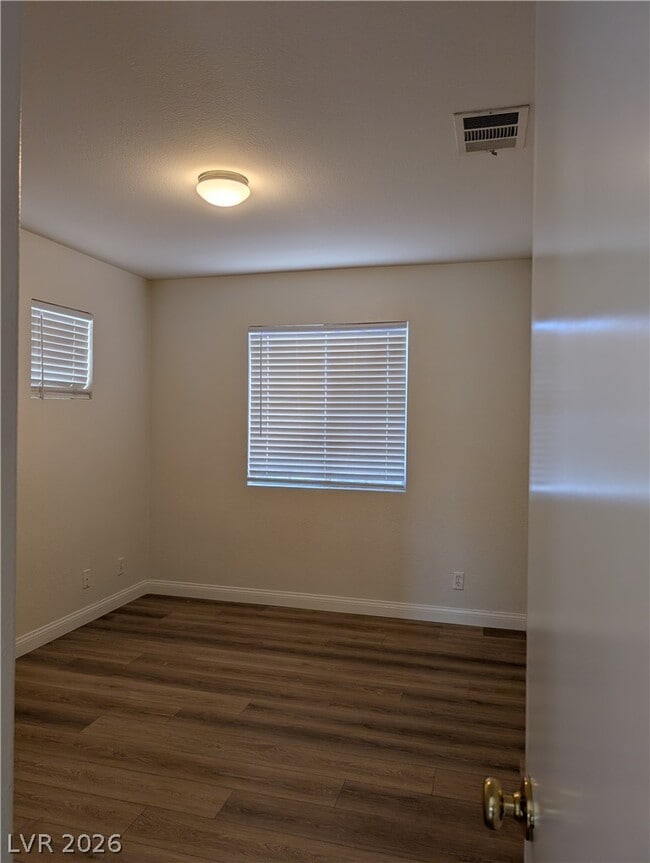 Building Photo - 5845 Springmist St