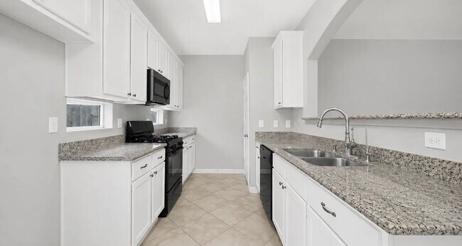 Building Photo - 1717 Don Alejandro