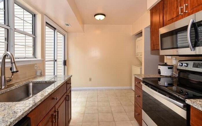 Building Photo - 21740 Calamary Cir