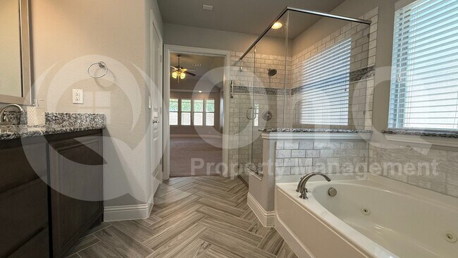Building Photo - 1112 Snowbird Dr