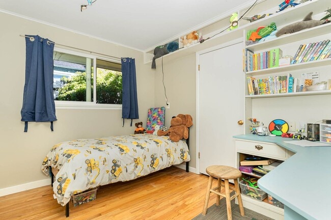 Building Photo - 3Bd/2.75Ba Seattle House