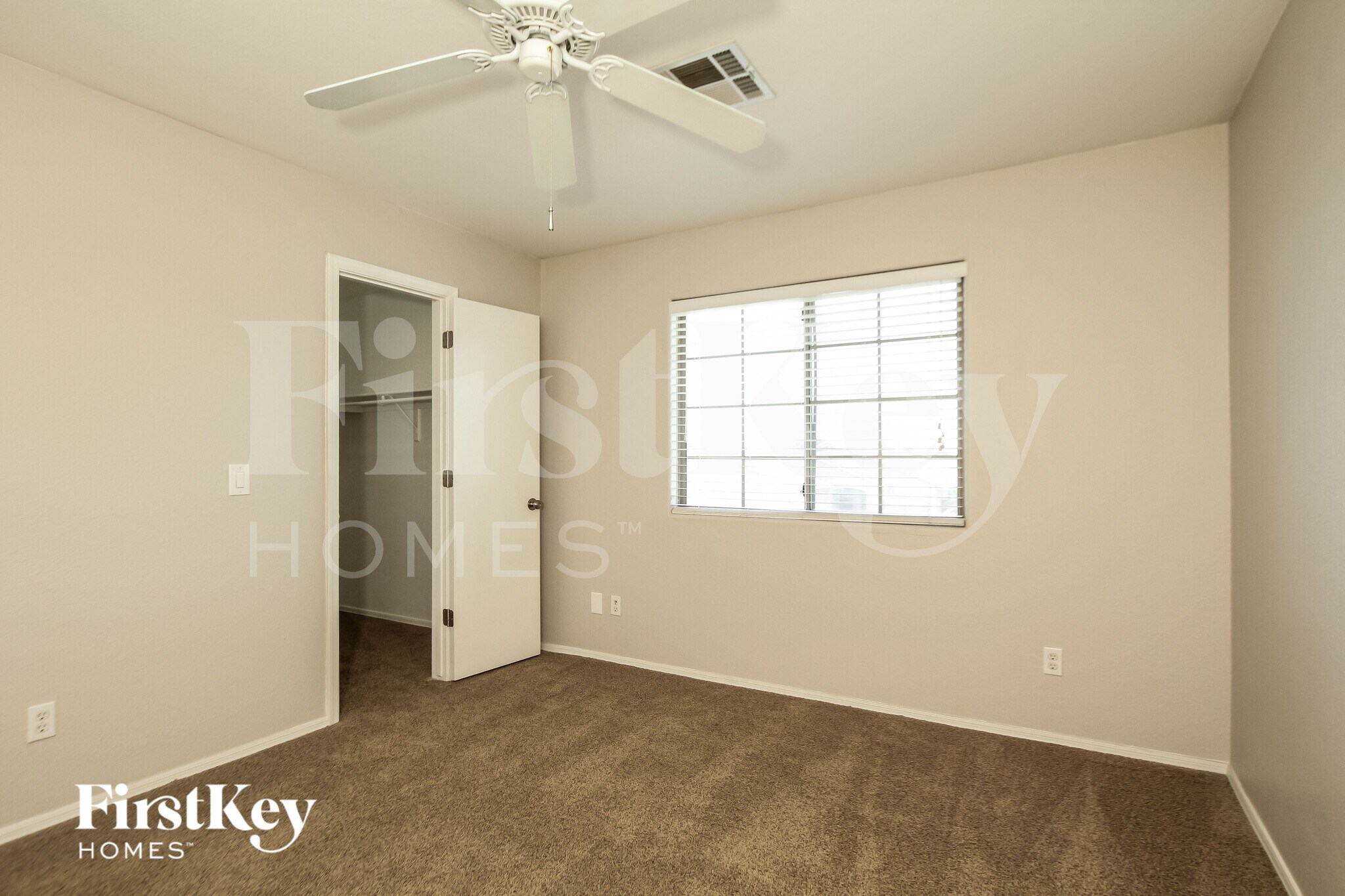 Building Photo - 18039 N 89th Dr