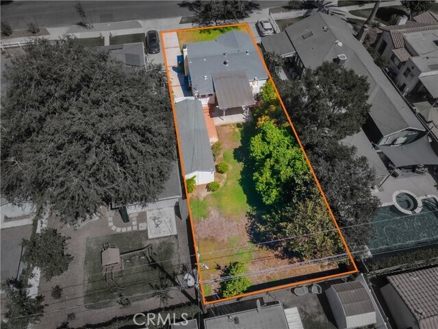 Building Photo - 431 N Fairview St