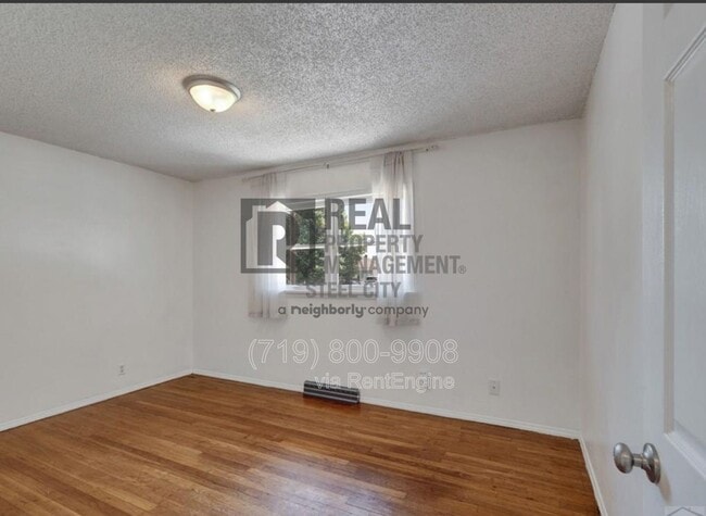 Building Photo - 39 Duke St