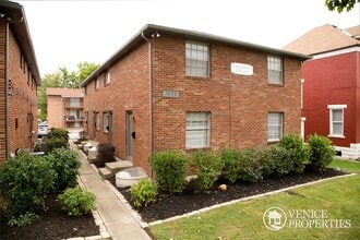Building Photo - 3 Bedroom on OSU Campus