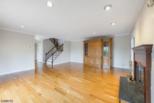 Building Photo - 1 Avery Ct