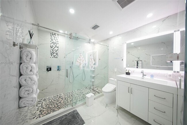 Building Photo - 280 NW 59th Ct