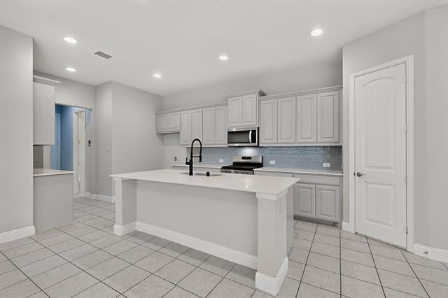 Building Photo - 7617 Regal Ln