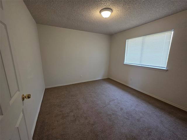 Building Photo - 4755 Hollow Tree Dr