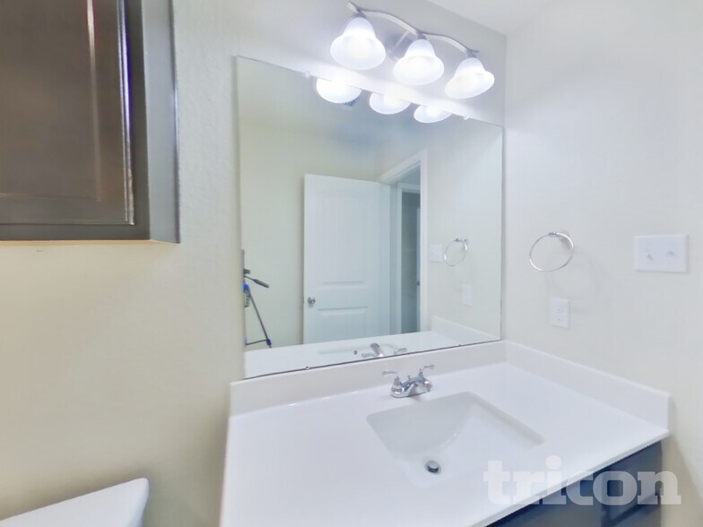 Building Photo - 1152 Ibis Falls Loop