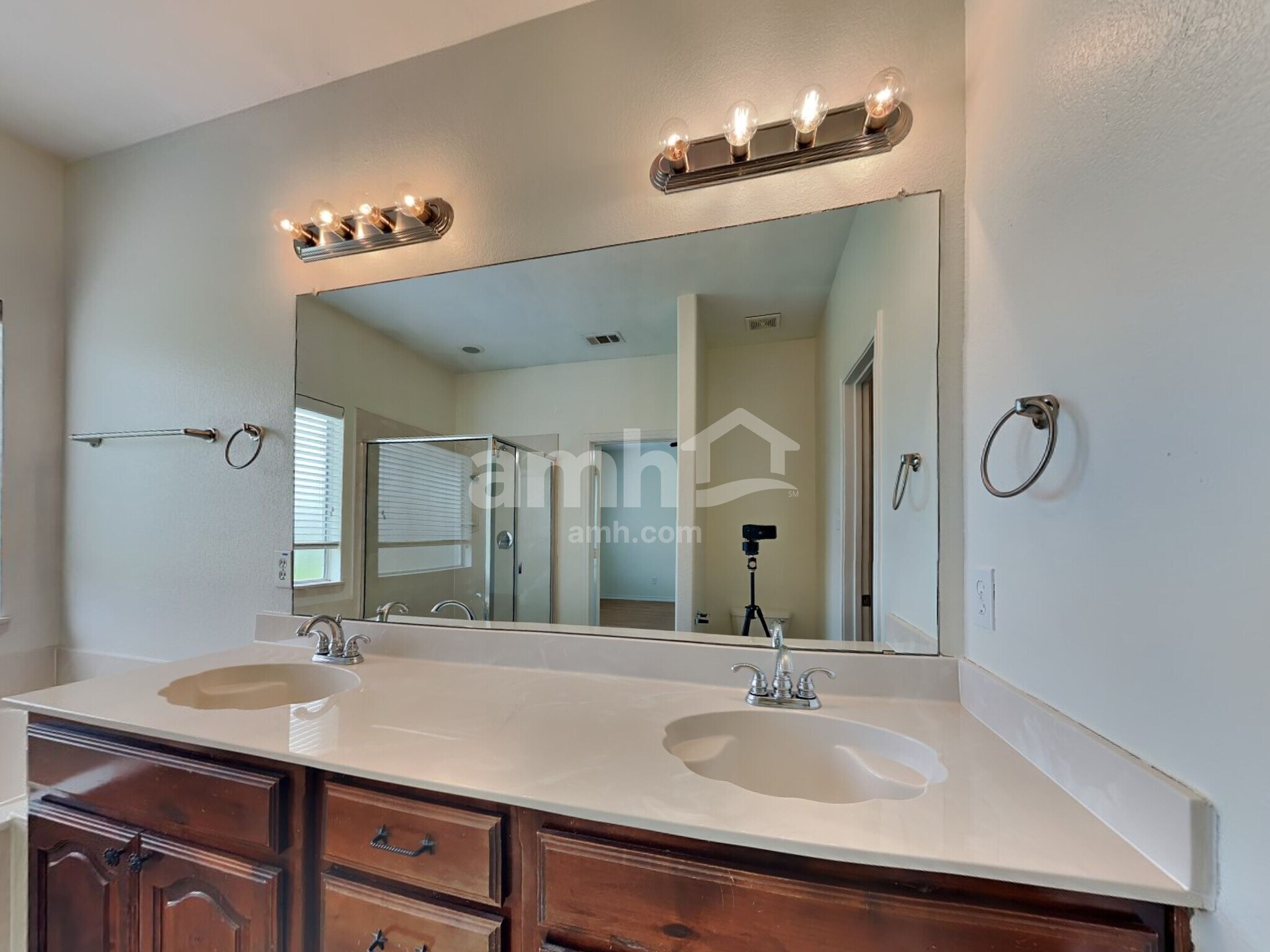 Building Photo - 1231 Spanish Moss Dr