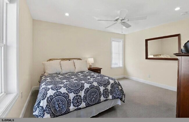 Building Photo - 103 N Madison Ave