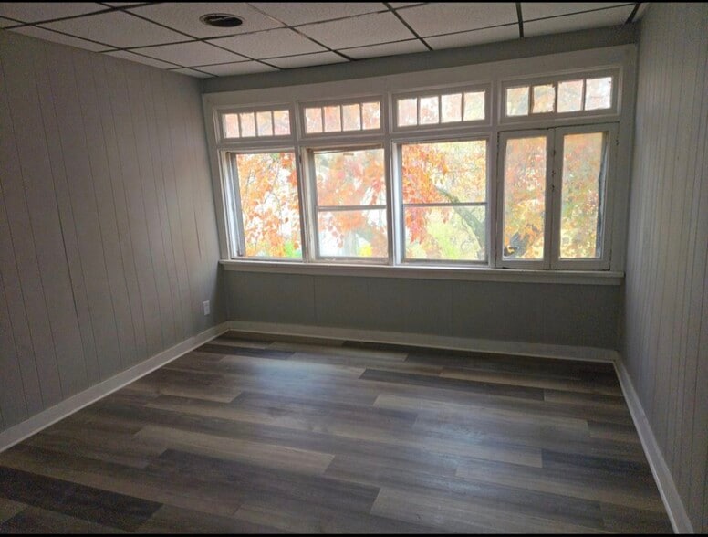 Bedroom 2 Window View - 25 Stuyvesant St