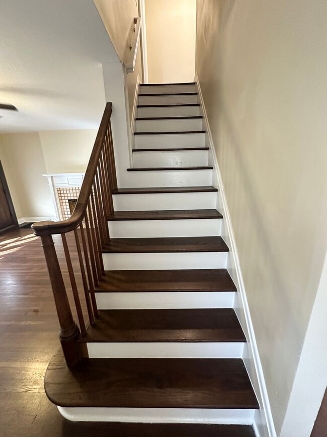 Building Photo - 1922 Baldridge Rd