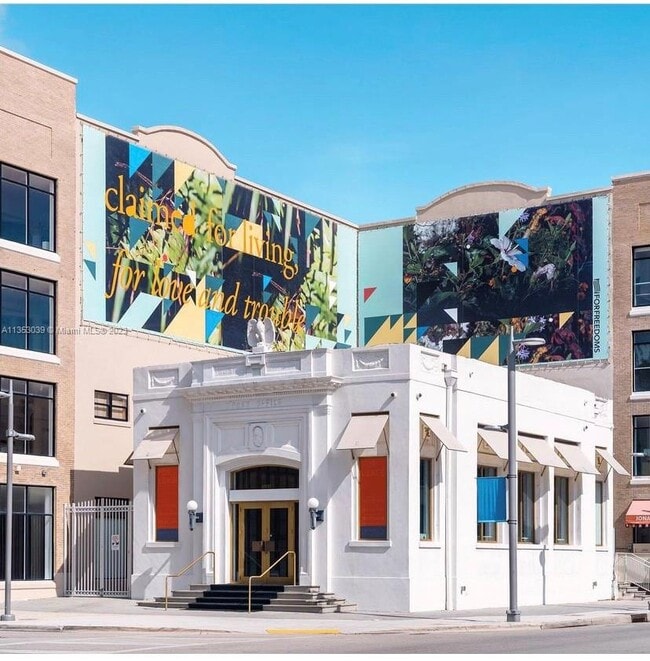 Building Photo - 385 NE 82nd Terrace