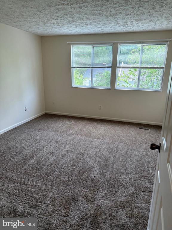 Building Photo - 12866 Bison Ct