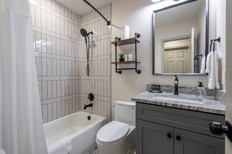 Building Photo - 171 Sugar Hill Rd