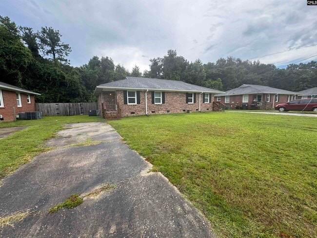 Building Photo - 3116 Plantation Dr