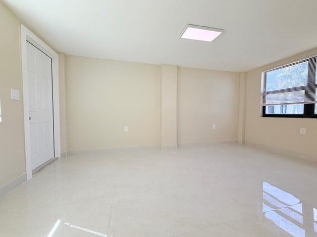 Building Photo - 53 NE 16th Pl