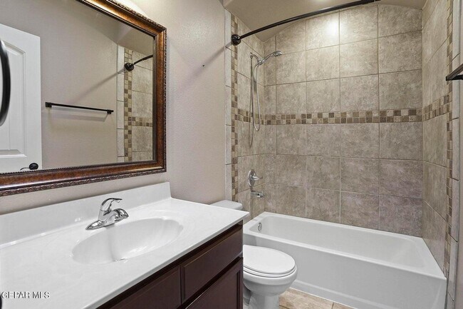 Building Photo - 5441 Roberto Avalos Ct