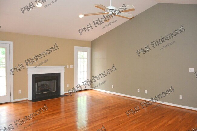 Building Photo - 12060 Hunters Hawk Ct
