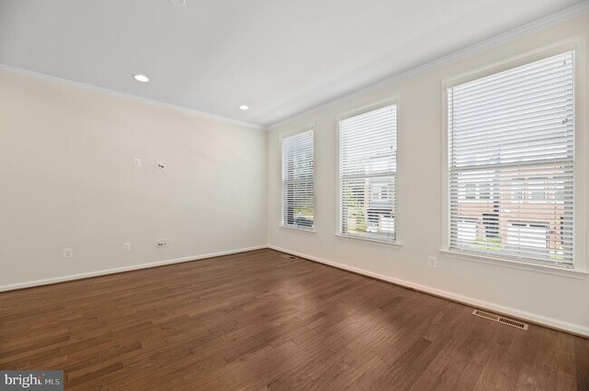 Building Photo - 42409 S Dogwood St