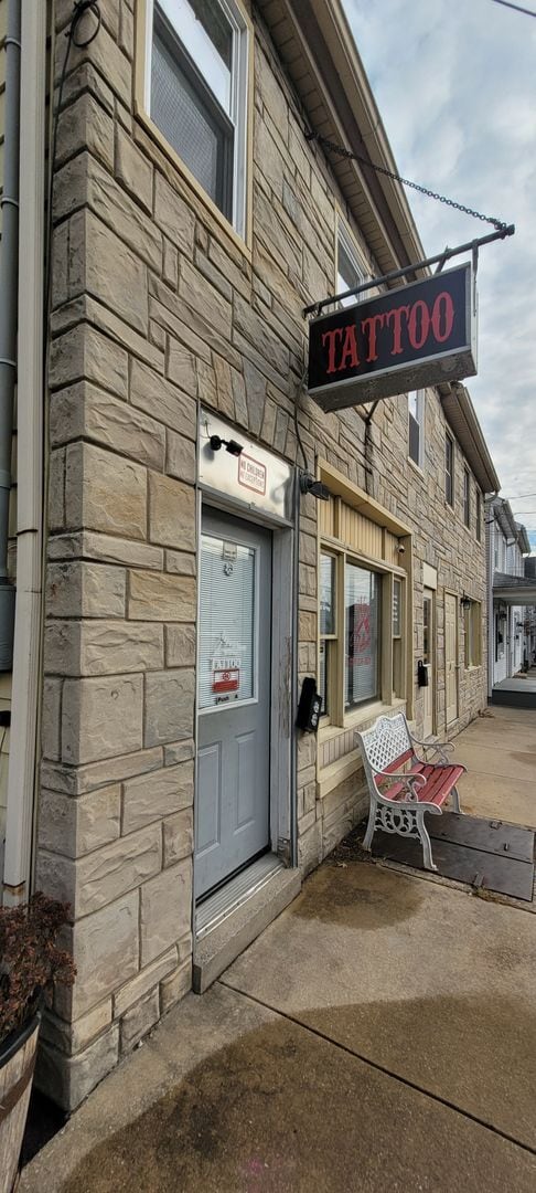 Building Photo - Commercial RENTAL