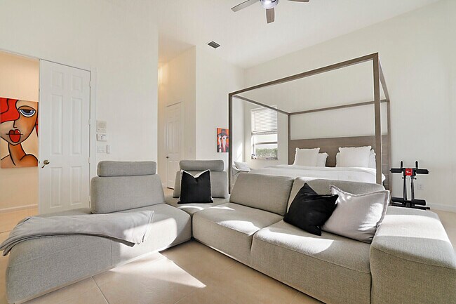 Building Photo - 21707 Marigot Dr