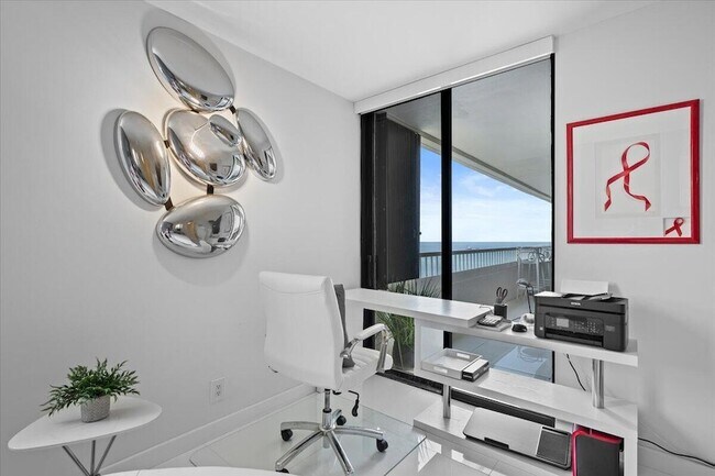 Building Photo - 5280 N Ocean Dr