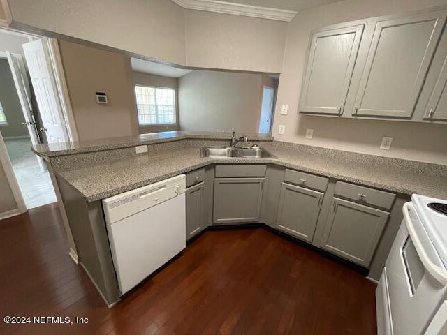Building Photo - 7800 Point Meadows Dr
