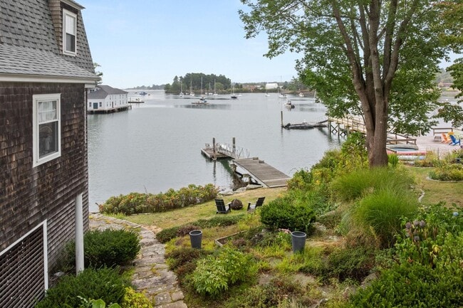 Building Photo - 148 Whipple Rd