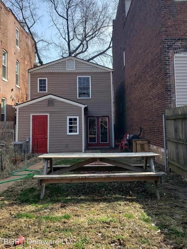 Building Photo - 2 br, 1 bath House - 3429 California Av