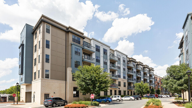 Building Photo - 126 New Bern St