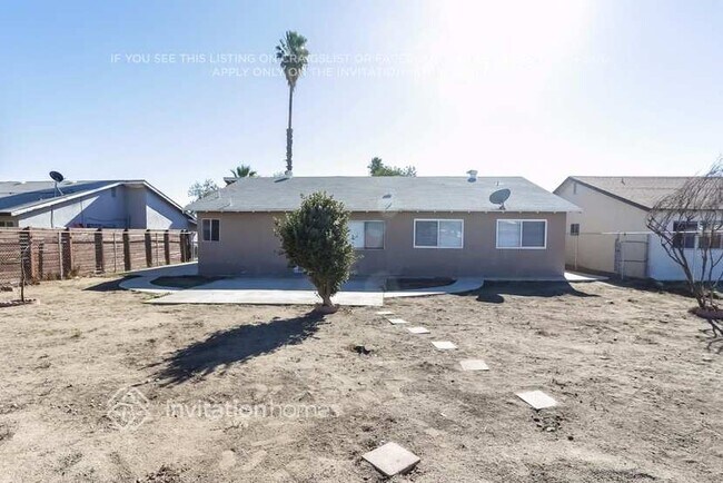 Building Photo - 24650 Myrna St